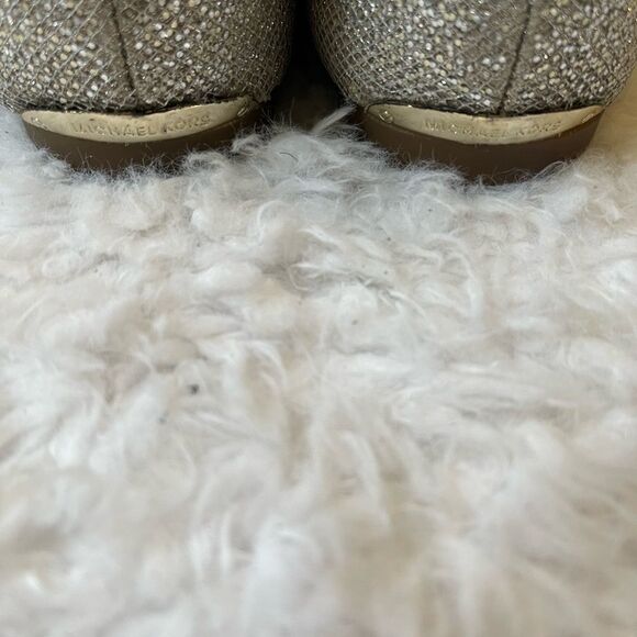 Michael Kors Sutton glitter champagne dyed pieced shearling Moccasins si… - Picture 10 of 12